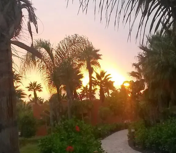 In Oasis Tropicale Feriehus Corralejo